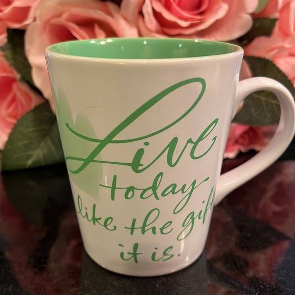 Hallmark Coffee Mug Cup "Live Life Today Like the Gift it is" - Picture 2 of 7